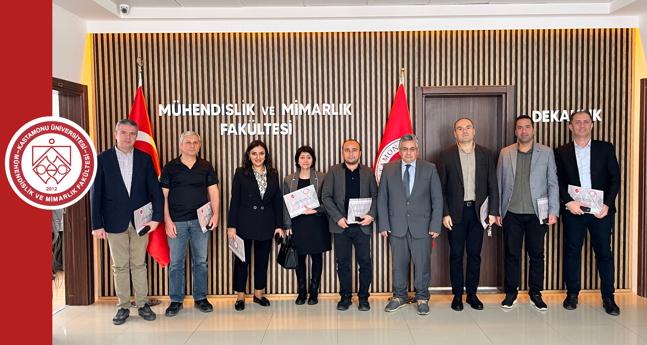 Fakültemizin Başarılı Akademisyenlerine Başarı Belgesi Takdim Edildi