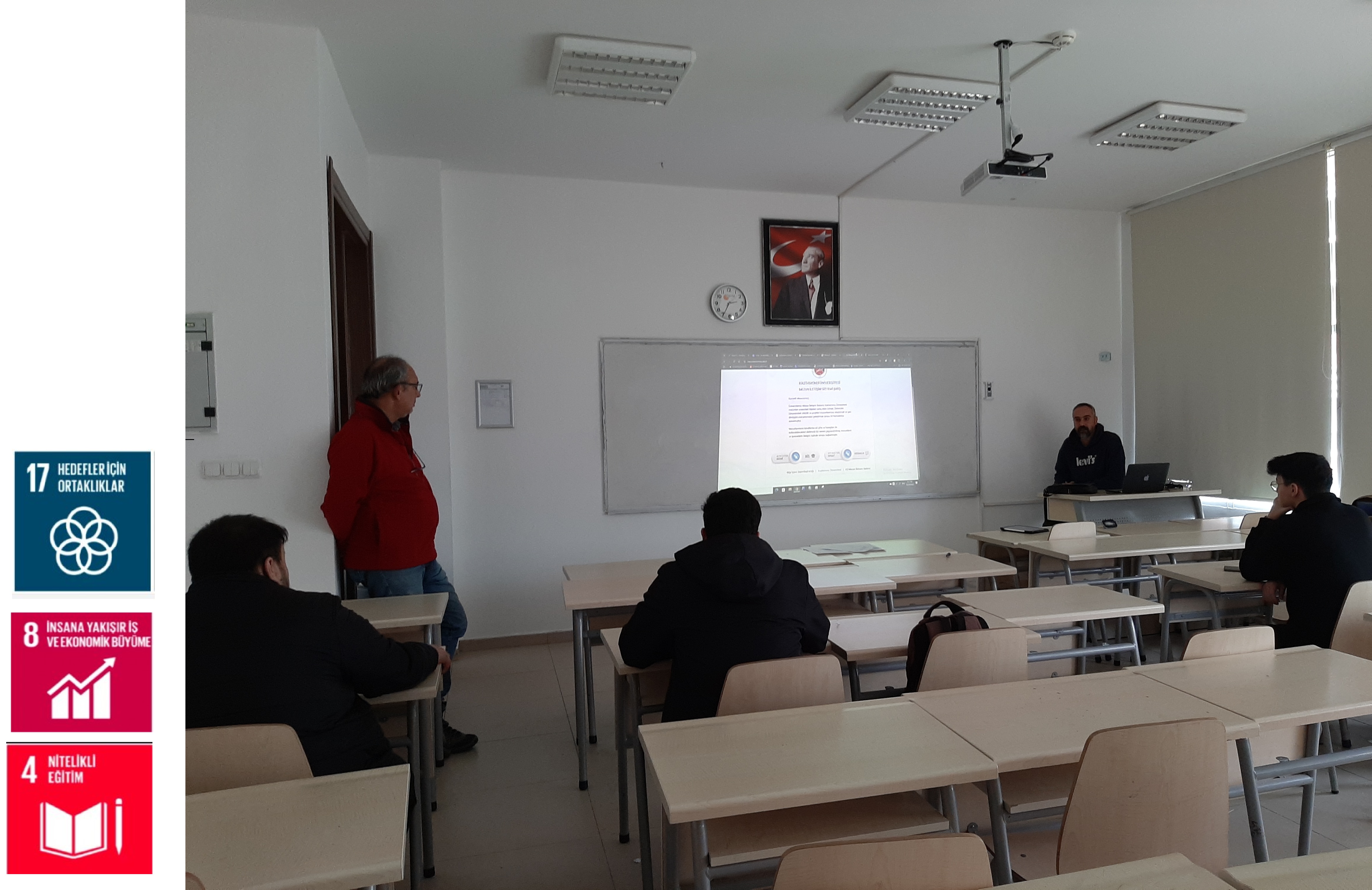Mühendislik ve Mimarlık Fakültesinde Mezun İlişkileri Bilgilendirme Toplantısı