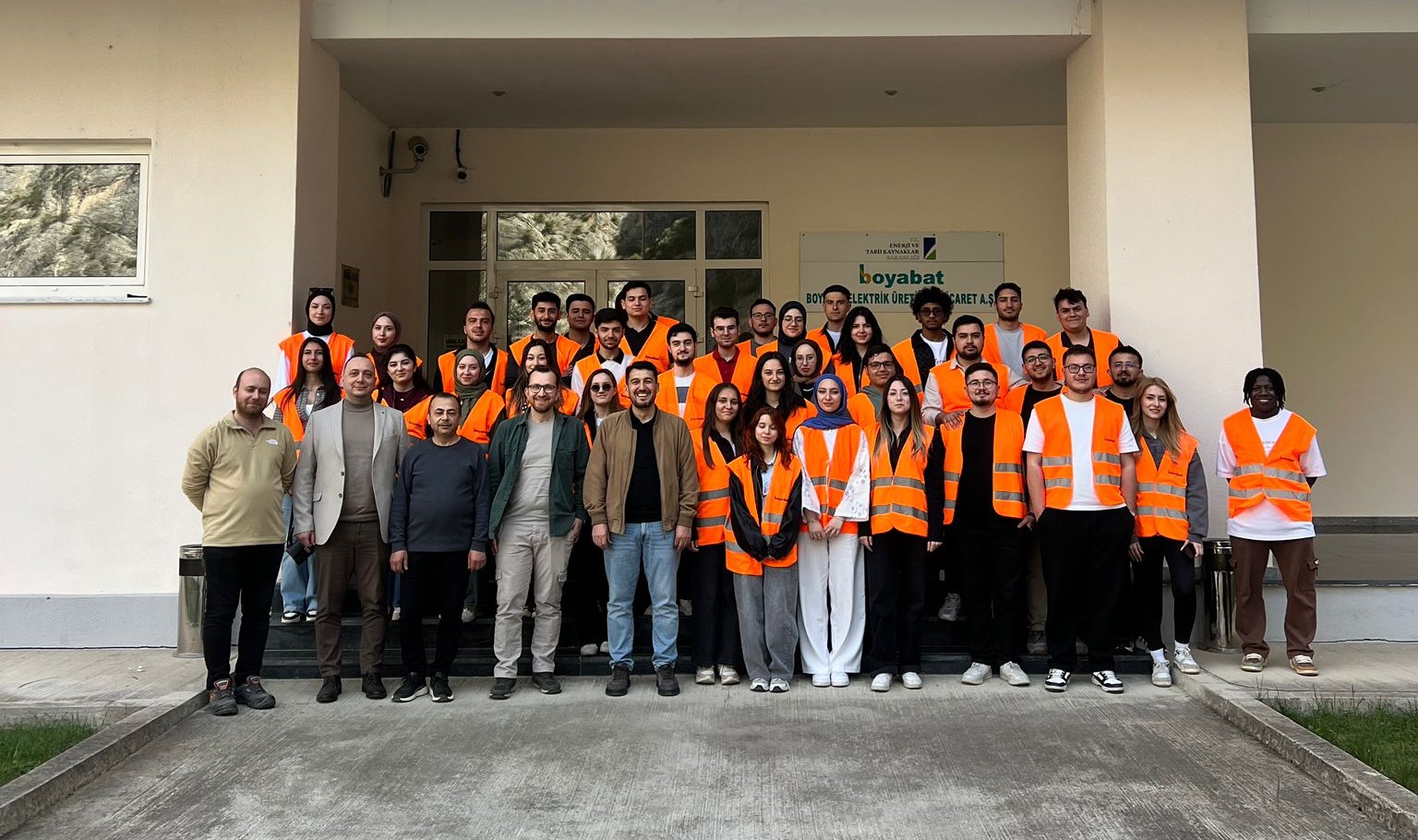 Mühendislik ve AR-GE Öğrenci Topluluğundan Boyabat Hidroelektrik Santraline Teknik Gezi